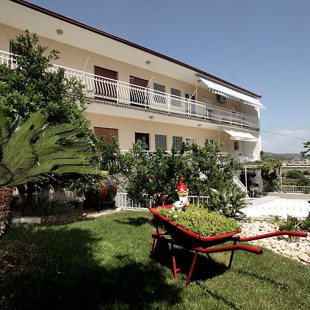 Apartment Carmen Trogir Luaran gambar