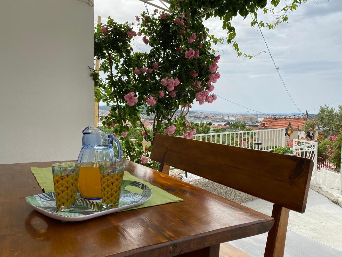 Apartment Carmen Trogir Luaran gambar