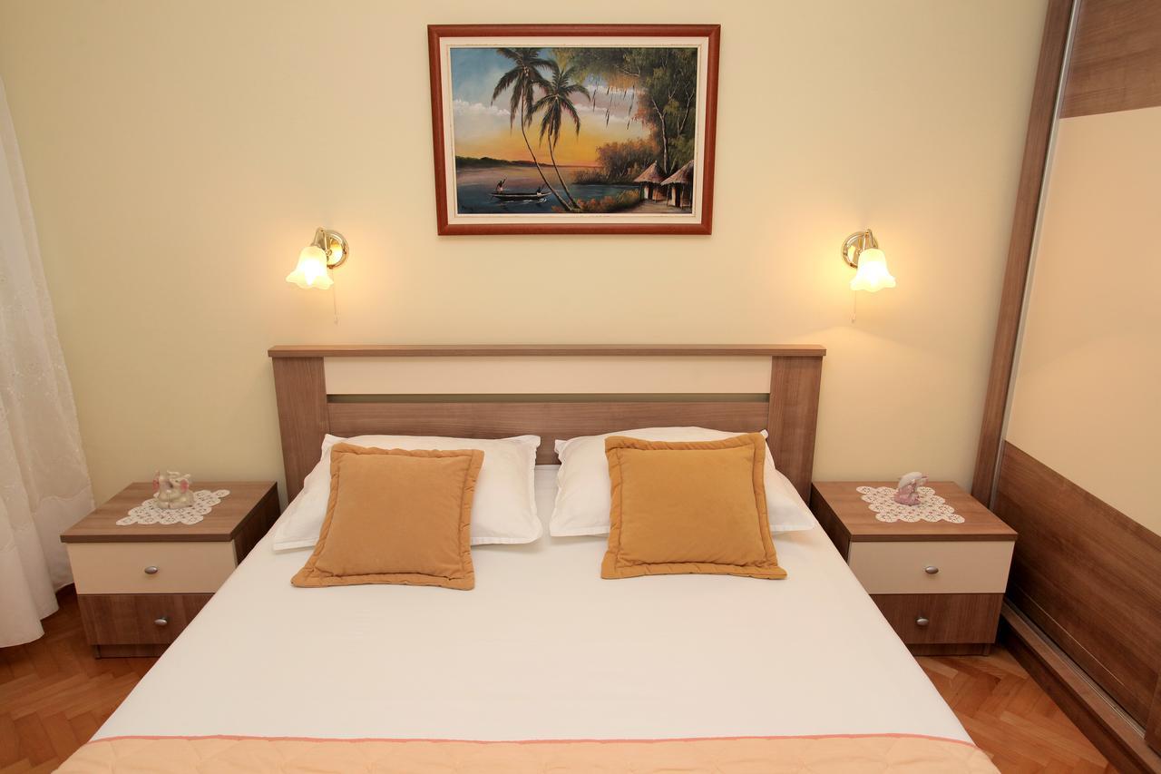 Apartment Carmen Trogir Luaran gambar