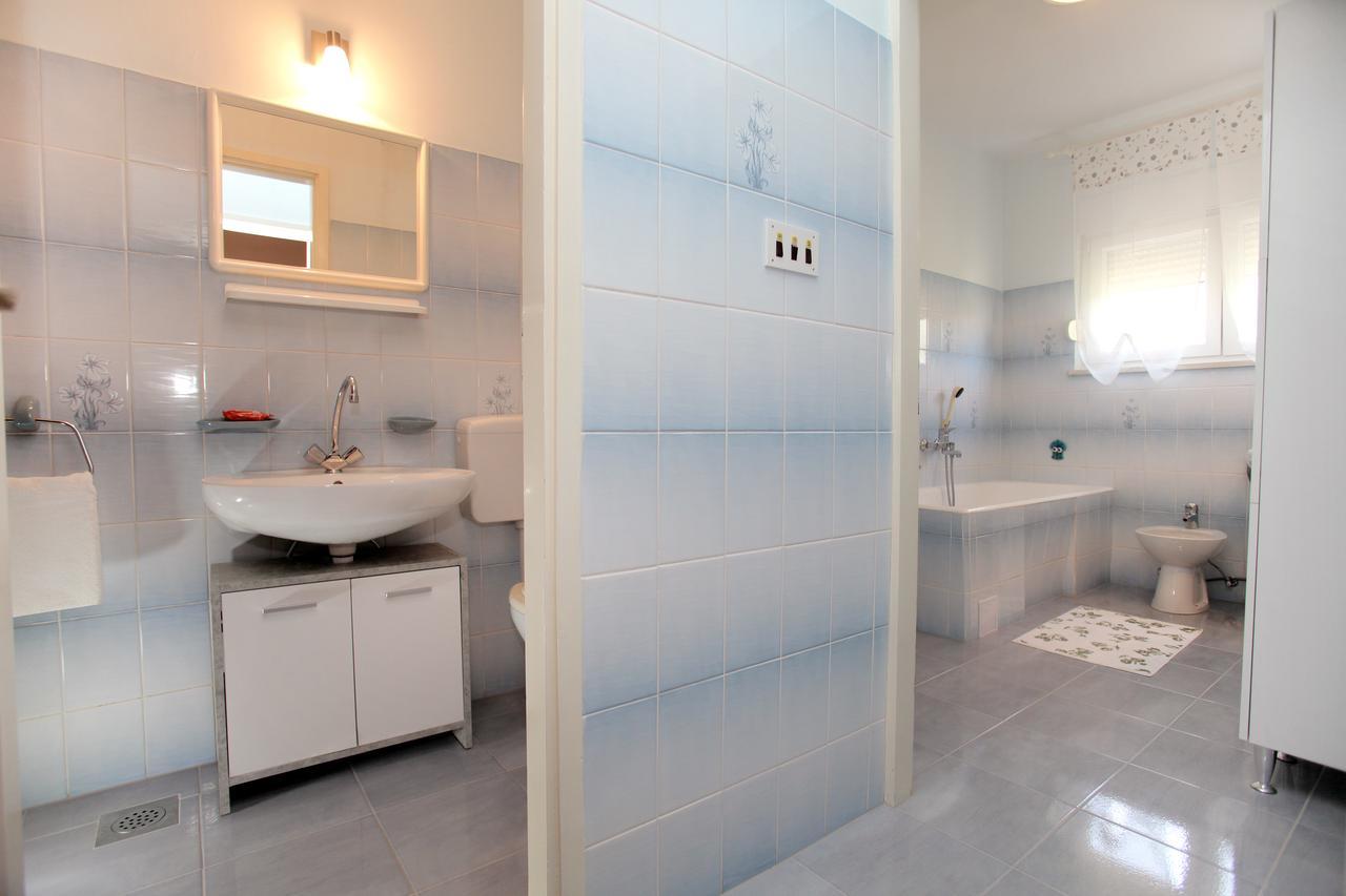 Apartment Carmen Trogir Luaran gambar